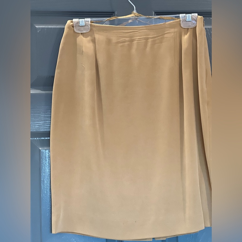 Beautiful Silk Skirt - Matches Jacket & Pants